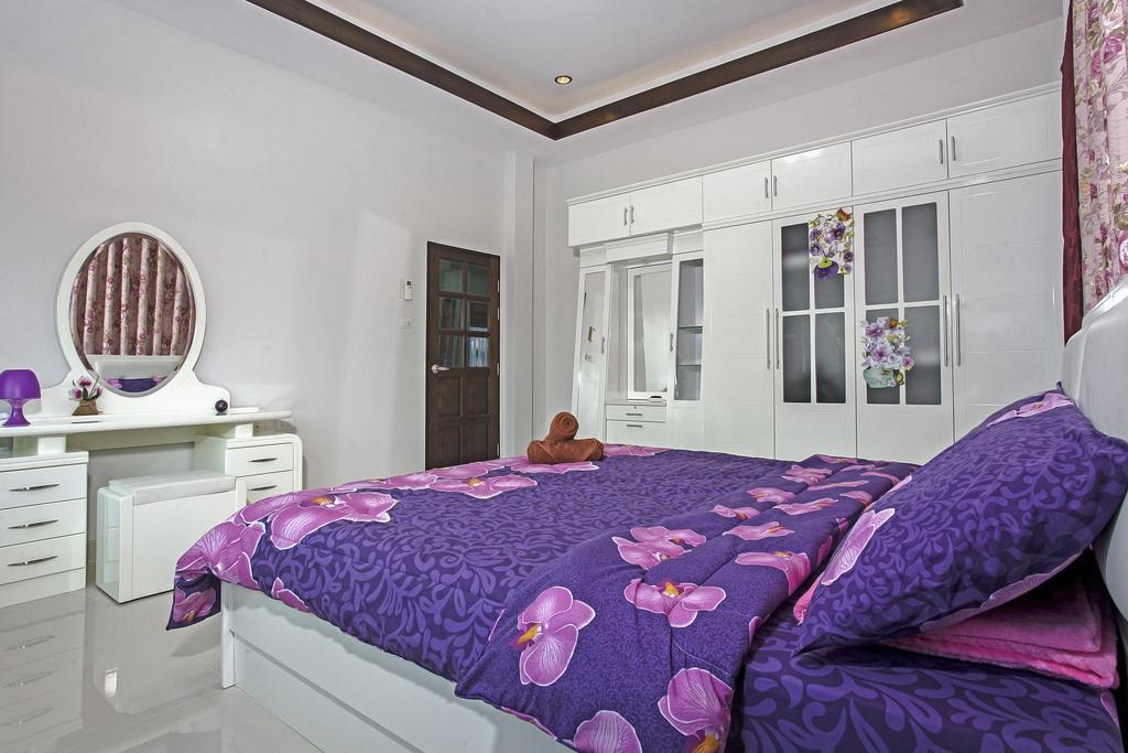 Victoria Villa Praia de Jomtien Exterior foto