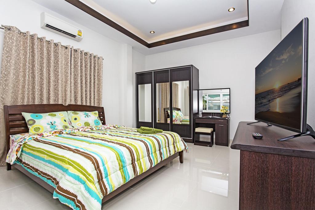Victoria Villa Praia de Jomtien Exterior foto