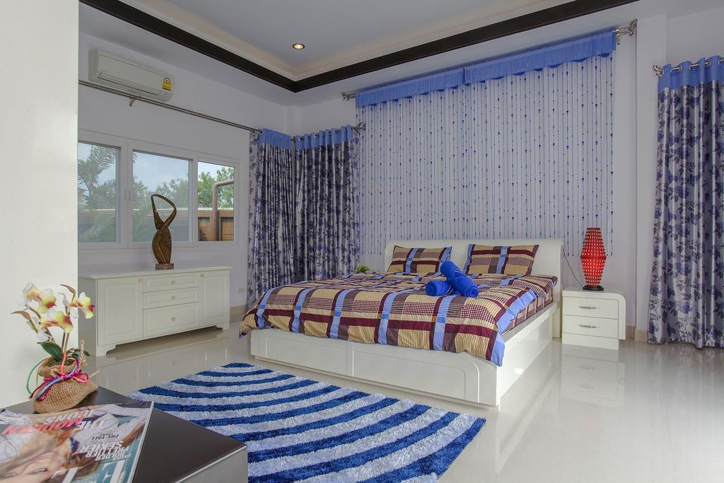 Victoria Villa Praia de Jomtien Exterior foto